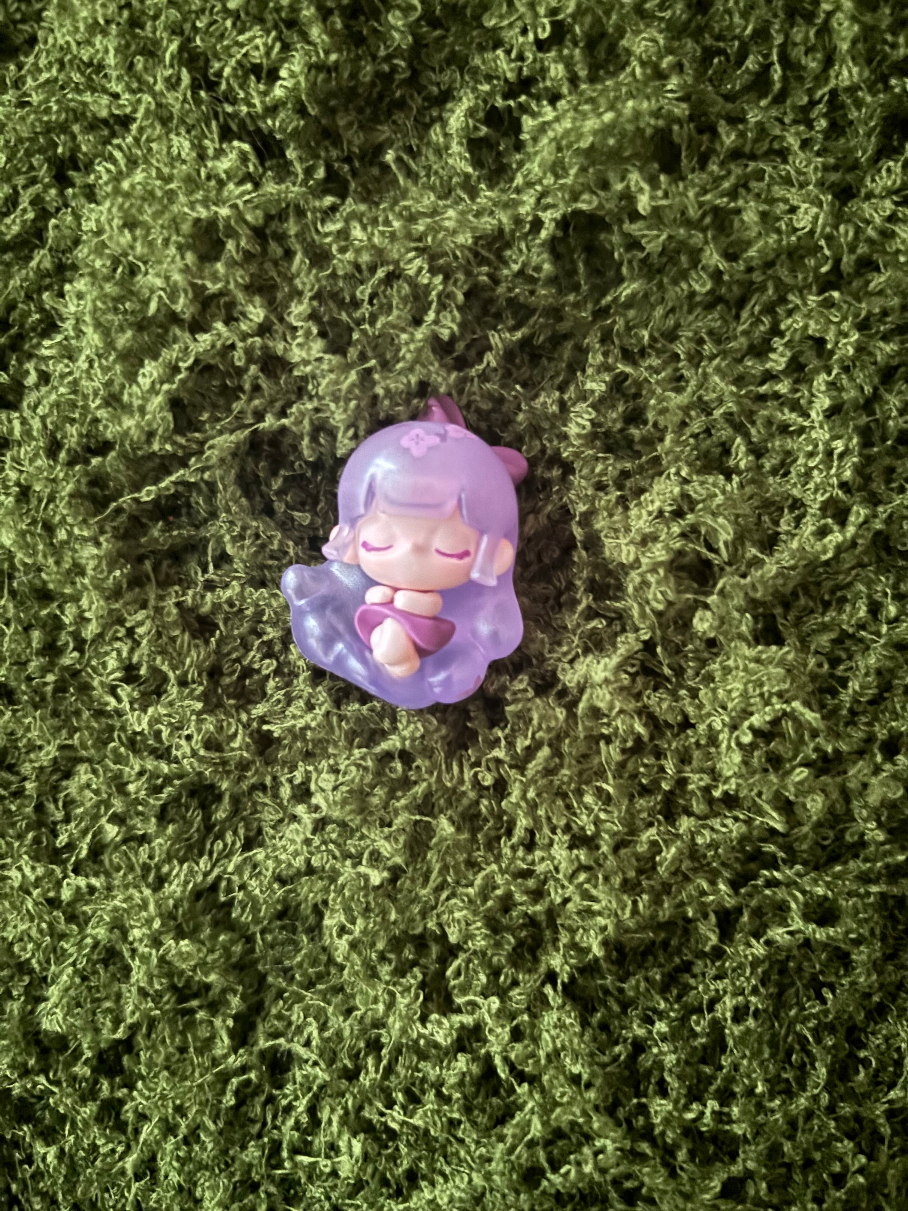 Liita figurine for pen toppers or keychains