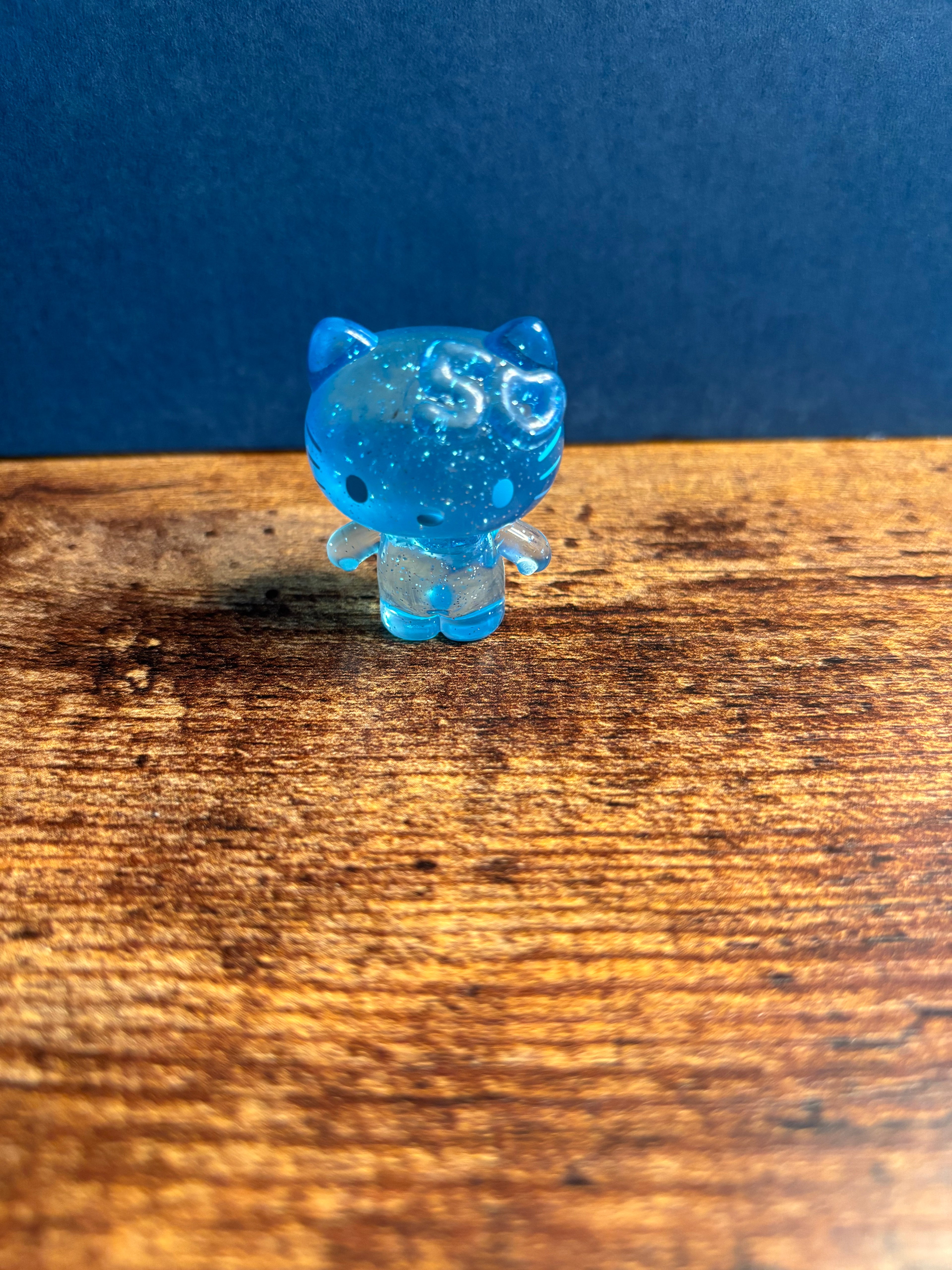 Hello Kitty figurine for DIY beadable pens and keychains
