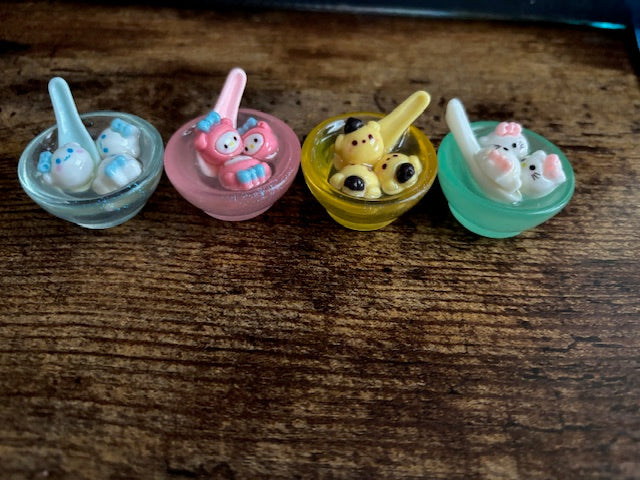 HK and friends soup bowl set
